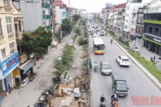 Đường Âu Cơ-Nghi Tàm tiếp tục lùi thời hạn hoàn thành do vướng mắc thủ tục.