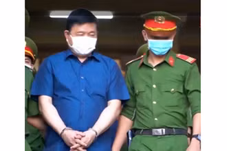 Bị cáo Đinh La Thăng nhận mức án 10 năm tù.