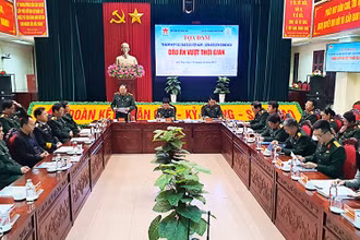 Các đại biểu chia sẻ ý kiến tại Tọa đàm.