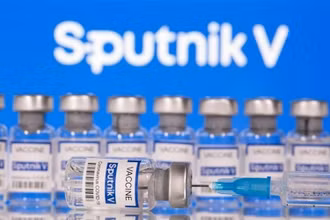 Vaccine Sputnik V do Nga sản xuất. (Ảnh: IRNA/TTXVN)