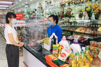 Các hoạt động thương mại – dịch vụ của Hà Nội đang hồi phục mạnh mẽ.