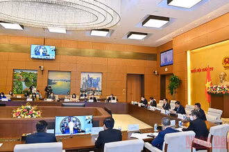 Chủ tịch Quốc hội Vương Đình Huệ chủ trì buổi làm việc trực tuyến với Đoàn doanh nghiệp cấp cao của Hội đồng kinh doanh Hoa Kỳ- ASEAN, ngày 30/9. (Ảnh: Duy Linh)