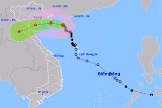 Vị trí và hướng di chuyển của bão số 7. (Nguồn: nchmf.gov.vn)