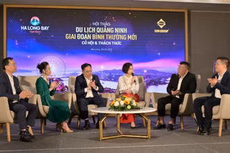 Hội thảo "Du lịch Quảng Ninh giai đoạn bình thường mới - Cơ hội và thách thức". 