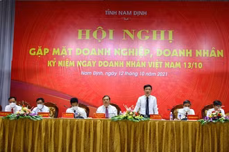 Lãnh đạo tỉnh Nam Định lắng nghe kiến nghị, đề xuất của cộng đồng doanh nghiệp.