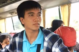 Sinh viên Nguyễn Văn Nhã quên mình cứu bạn.