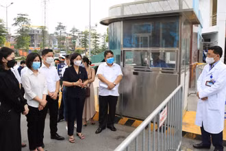 Hà Nội bố trí hòm phiếu bầu cử lưu động tại bệnh viện bị phong tỏa