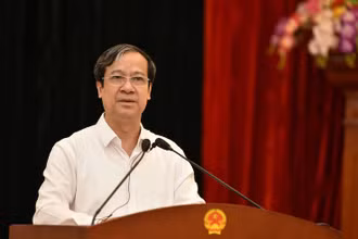 Bộ trưởng Giáo dục và Đào tạo Nguyễn Kim Sơn