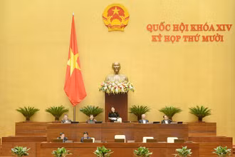 Kỳ họp thứ 10, Quốc hội khóa XIV, sáng 6-11.
