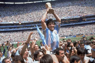 Khoảnh khắc vinh quanh tột đỉnh của Maradona khi vô địch World Cup 1986.