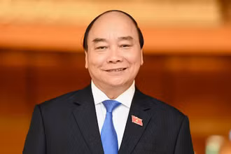 Đồng chí Nguyễn Xuân Phúc, Ủy viên Bộ Chính trị khóa XIII, Chủ tịch nước CHXHCN Việt Nam nhiệm kỳ 2016-2021, đại biểu Quốc hội khóa XV.