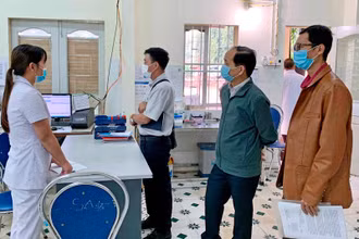Đoàn khảo sát kiểm tra cơ sở vật chất Bệnh viện 331, được trưng dụng thành bệnh viện điều trị Covid-19, quy mô 100 giường.
