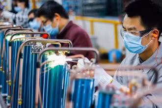 Quy trình thực hiện tạm dừng đóng vào quỹ hưu trí và tử tuất