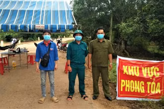 Một khu vực phong tỏa phòng, chống dịch Covid-19 trên địa bàn xã biên giới Ea Bung, huyện Ea Súp.