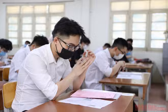 Sáng nay, thí sinh cả nước chính thức bước vào ngày thi đầu tiên