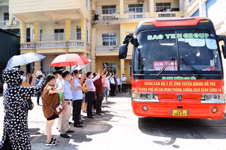35 cán bộ y tế Tuyên Quang lên đường vào TP Hồ Chí Minh phòng, chống dịch