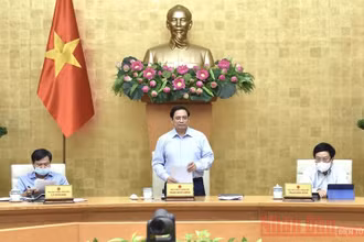 Thủ tướng Phạm Minh Chính chủ trì cuộc họp trực tuyến ngày 23/7. (Ảnh: TRẦN HẢI)