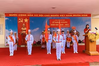 Lễ khai giảng năm học 2020-2021 tại Trường tiểu học Phú Phương, huyện Ba Vì
