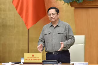 Thủ tướng Chính phủ chủ trì phiên họp thường kỳ tháng 10. (Ảnh: TRẦN HẢI)