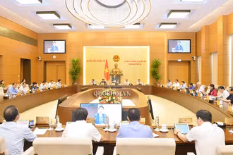 Toàn cảnh phiên họp thứ 46 của Ủy ban Thường vụ Quốc hội.