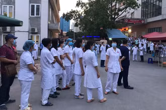 Bệnh viện E được dỡ bỏ cách ly chiều 20-8.