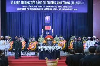 Lễ truy điệu đồng chí Trương Vĩnh Trọng, nguyên: Ủy viên Bộ Chính trị, Bí thư T.Ư Đảng, Phó Thủ tướng Chính phủ tại Hội trường UBND tỉnh Bến Tre.