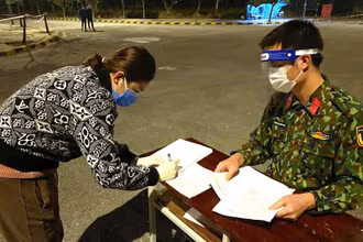 Những hành vi vi phạm trong phòng, chống dịch bệnh đều bị xử lý nghiêm. 