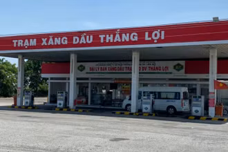 Trạm xăng dầu Thắng Lợi, tại Km 1623 +900 xã Chí Công, huyện Tuy Phong.