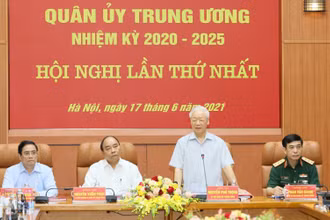 Đồng chí Nguyễn Phú Trọng, Tổng Bí thư, Bí thư Quân ủy Trung ương phát biểu tại Hội nghị.