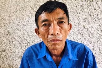 Đối tượng Vàng A Phừ bị bắt giữ.
