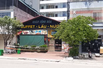 Phong tỏa quán nướng Cộng Hòa, ở đường An Dương Vương, thành phố Lào Cai.