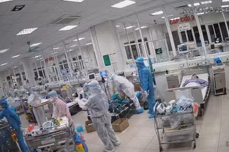 Bệnh nhân cao tuổi liên quan Covid-19 tử vong