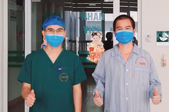 Bệnh nhân bình phục sau nhiều ngày can thiệp ECMO.