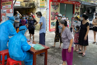 TP Hải Dương lấy mẫu xét nghiệm diện rộng cho toàn thể nhân dân.