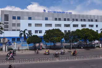 Hai nhân viên Bệnh viện Nhân dân Gia Định dương tính với SARS-CoV-2