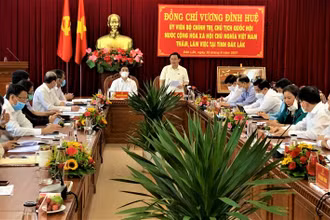 Chủ tịch Quốc hội Vương Đình Huệ phát biểu chỉ đạo tại buổi làm việc với Ban Thường vụ Tỉnh ủy Đắk Lắk.