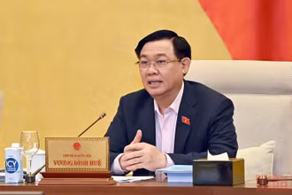 Chủ tịch Quốc hội Vương Đình Huệ phát biểu ý kiến tại phiên họp. (Ảnh: DUY LINH)