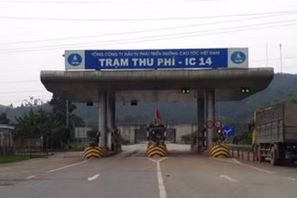 Trạm thu phí IC14 cao tốc Nội Bài-Lào Cai.