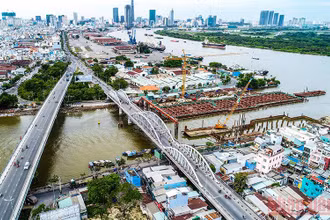 Một góc đô thị quận 4.