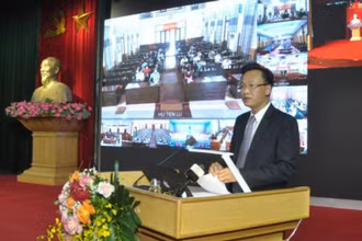Bí thư Tỉnh ủy Hưng Yên, Nguyễn Hữu Nghĩa phát biểu tại hội nghị.