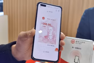 Nhân dân tệ kỹ thuật số được ứng dụng trong thanh toán ở nhiều địa phương Trung Quốc.