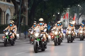 Công an Hà Nội ra quân trấn áp tội phạm. (Ảnh: ANTD)