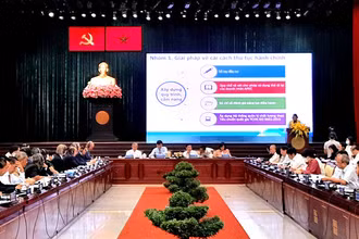 Toàn cảnh hội nghị.