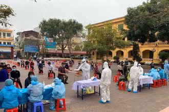 Nhiều trường học tại Hải Dương trở thành nơi cách ly tập trung hoặc lấy mẫu xét nghiệm diện rộng trong mùa dịch