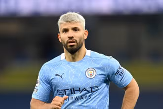 Aguero từng góp công lớn giúp Man City vươn lên ở Premier League và châu Âu. (Ảnh: GettyImages)