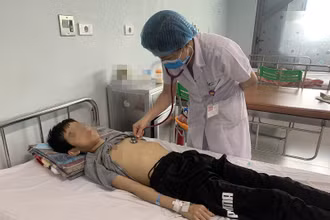Bé trai đã bình phục sức khỏe.