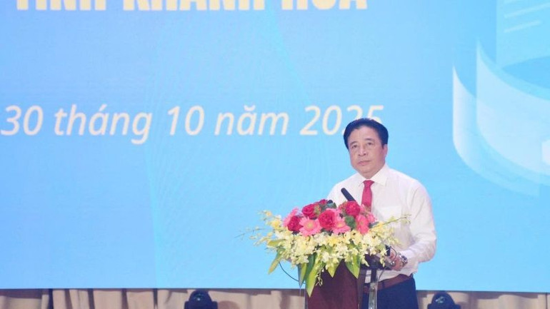 Đồng chí Nguyễn Khắc Toàn, Chủ tịch Ủy ban nhân dân tỉnh Khánh Hòa phát biểu tại lễ phát động. z7171356799085-b8bf4c988da42d512cd5d71a28f27ec0.jpg