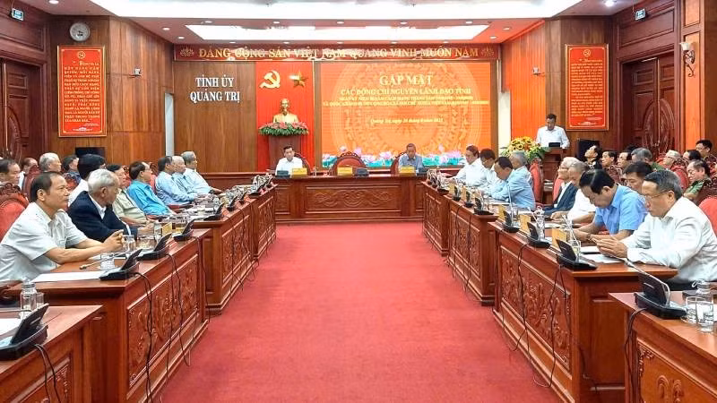 Quang cảnh Tỉnh ủy Quảng Trị tổ chức buổi gặp mặt kỷ niệm 80 năm Cách mạng Tháng Tám và Quốc khánh 2/9.