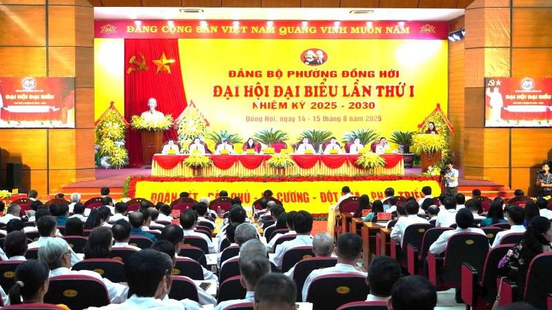 Quang cảnh Đại hội Đảng bộ phường Đồng Hới, trung tâm chính trị-hành chính của tỉnh Quảng Trị.