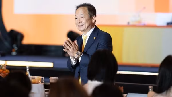 Chủ tịch HĐQT Đỗ Quang Hiển cho biết trụ sở chính của SHB sẽ trở thành điểm nhấn kiến trúc của Thủ đô